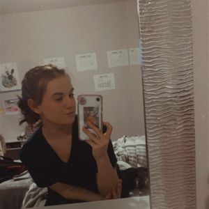 Meet your Posher, Abigail